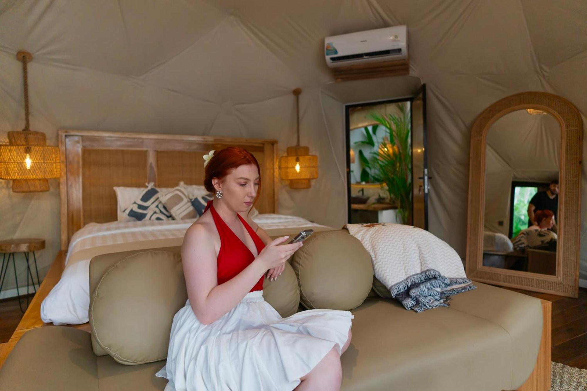 Beachfront Luxury Dome Villas - Gamat Bay Resort Nusa Penida Exterior foto